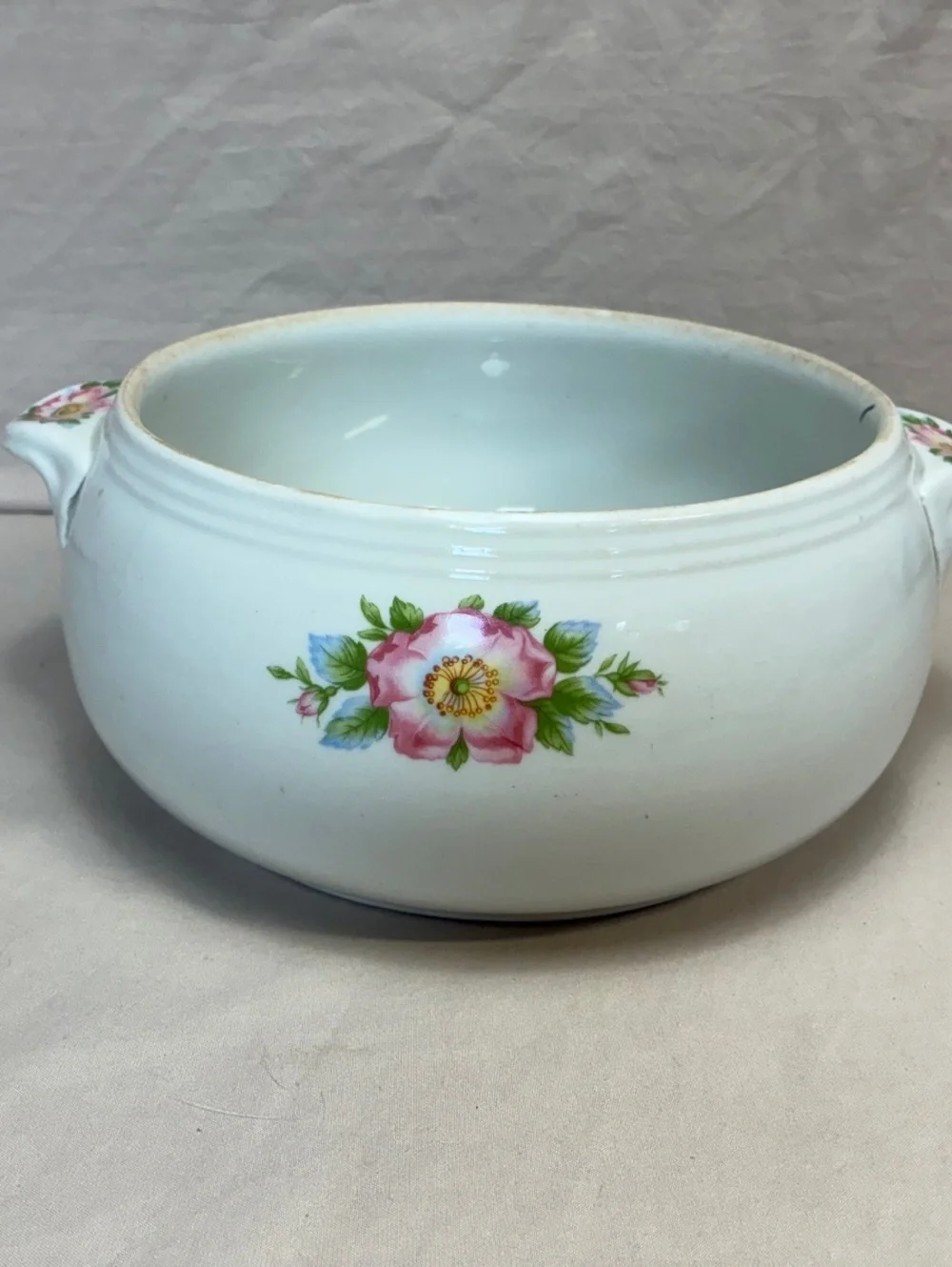 Hall's Rose White Ceramic casserole dish Floral Design